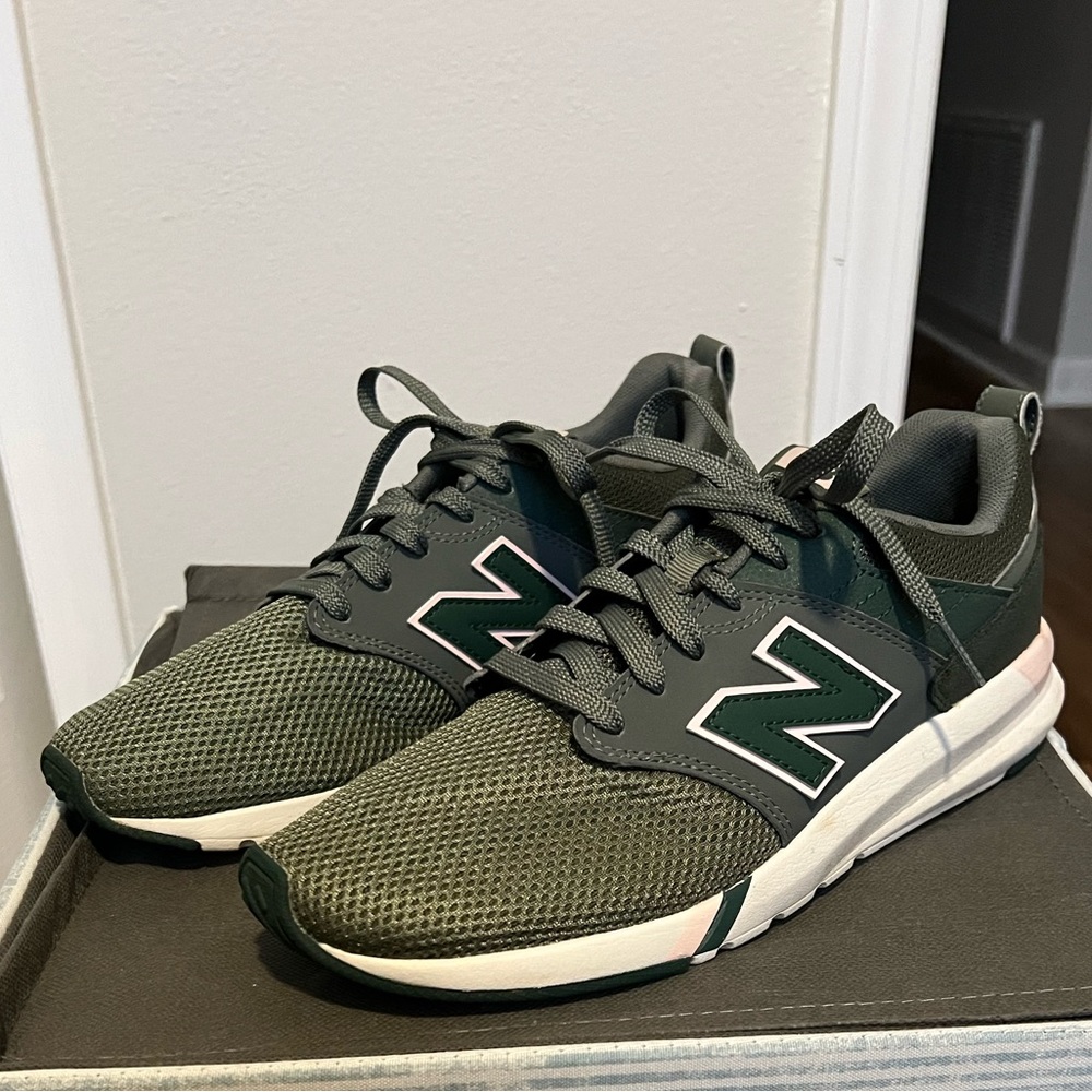 New Balance | green | 009s